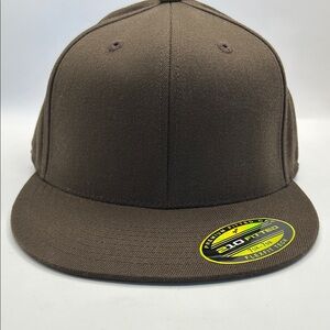 Brown Fitted baseball Cap. Brand new.  Never worn